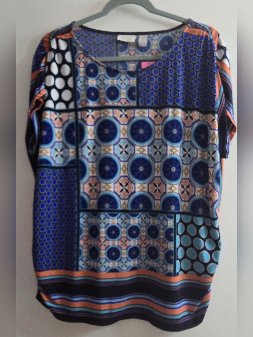 67 Chico's Blue and Peach Geometric Patchwork Short Sleeve Tunic